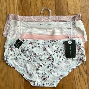 Laura Ashley 5 no show panties size M
